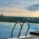Comfy 2 Bedder Retreat Homestay Near Taiping Lake Garden With Netflix